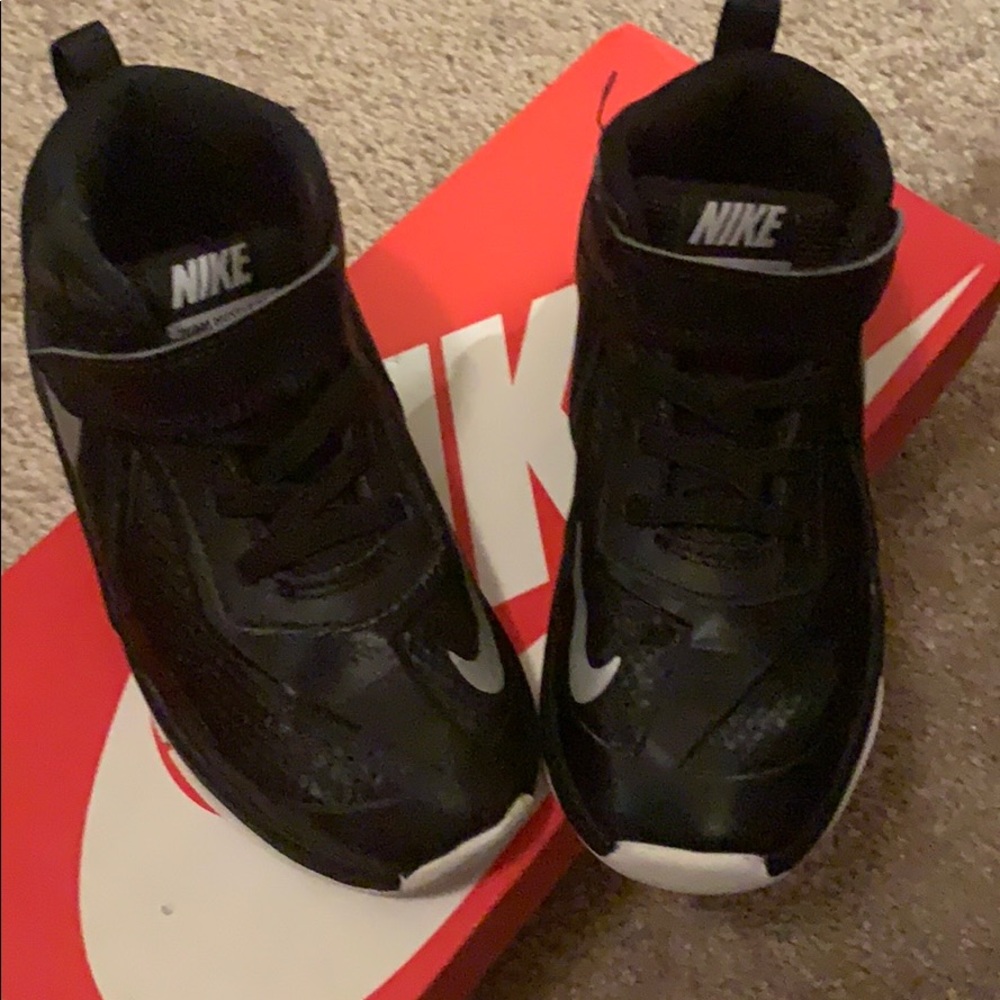 Nike like new !!!